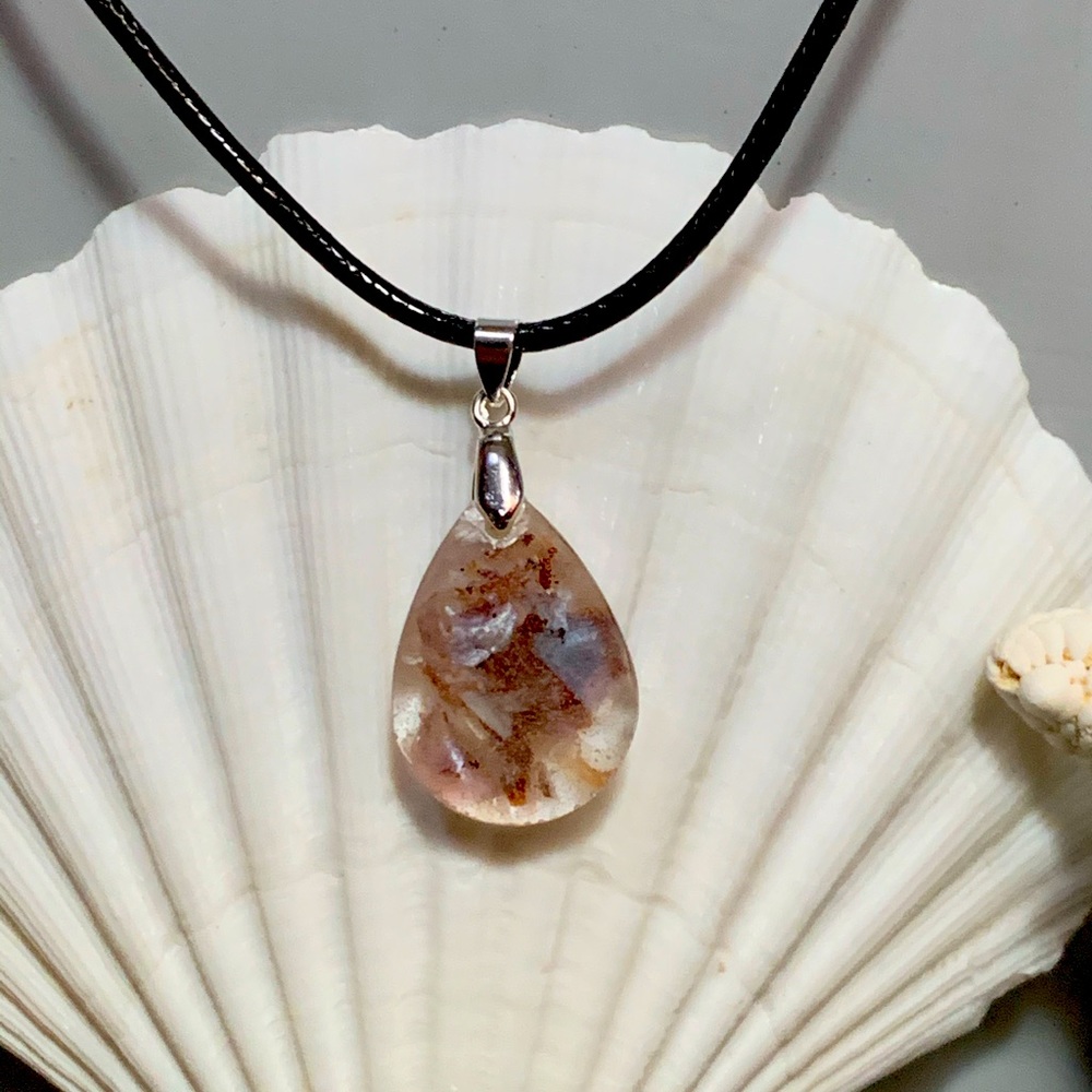 Oyster Shell Pendant with Necklace